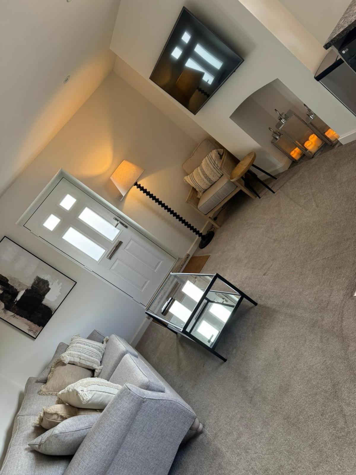 Chew View Luxury Apartment كينشام المظهر الخارجي الصورة