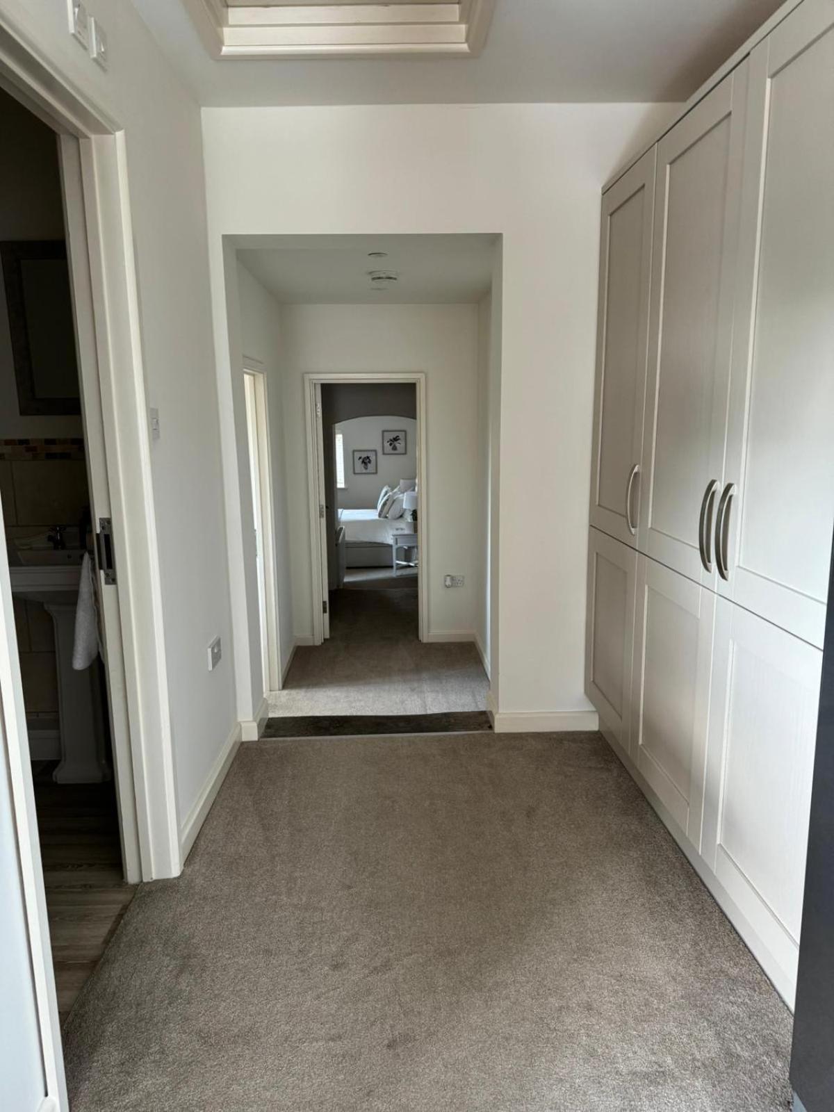 Chew View Luxury Apartment كينشام المظهر الخارجي الصورة